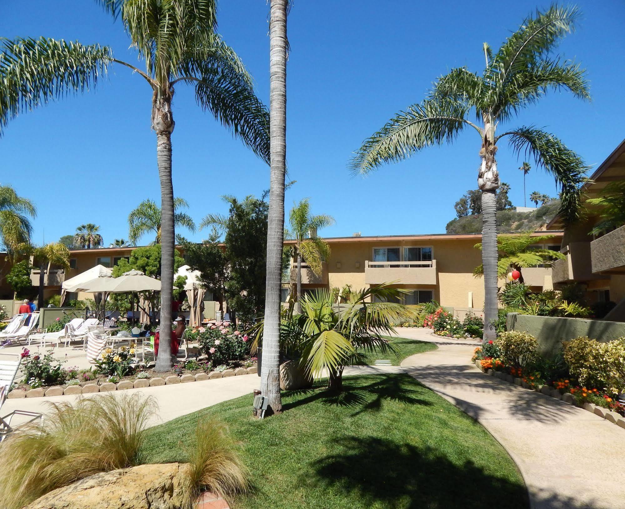 Winners Circle Resort Solana Beach Exterior photo