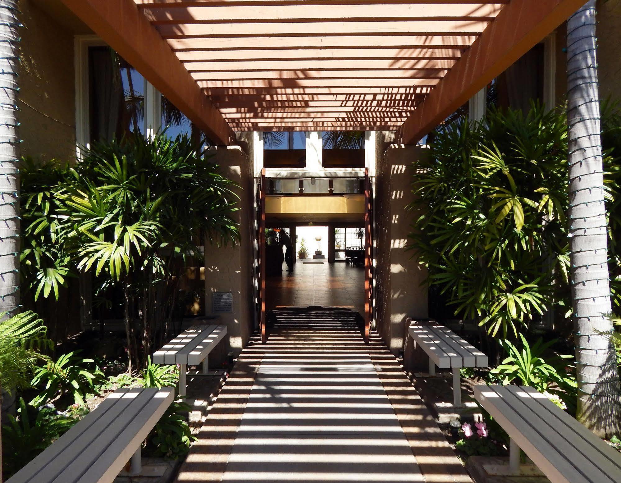 Winners Circle Resort Solana Beach Exterior photo