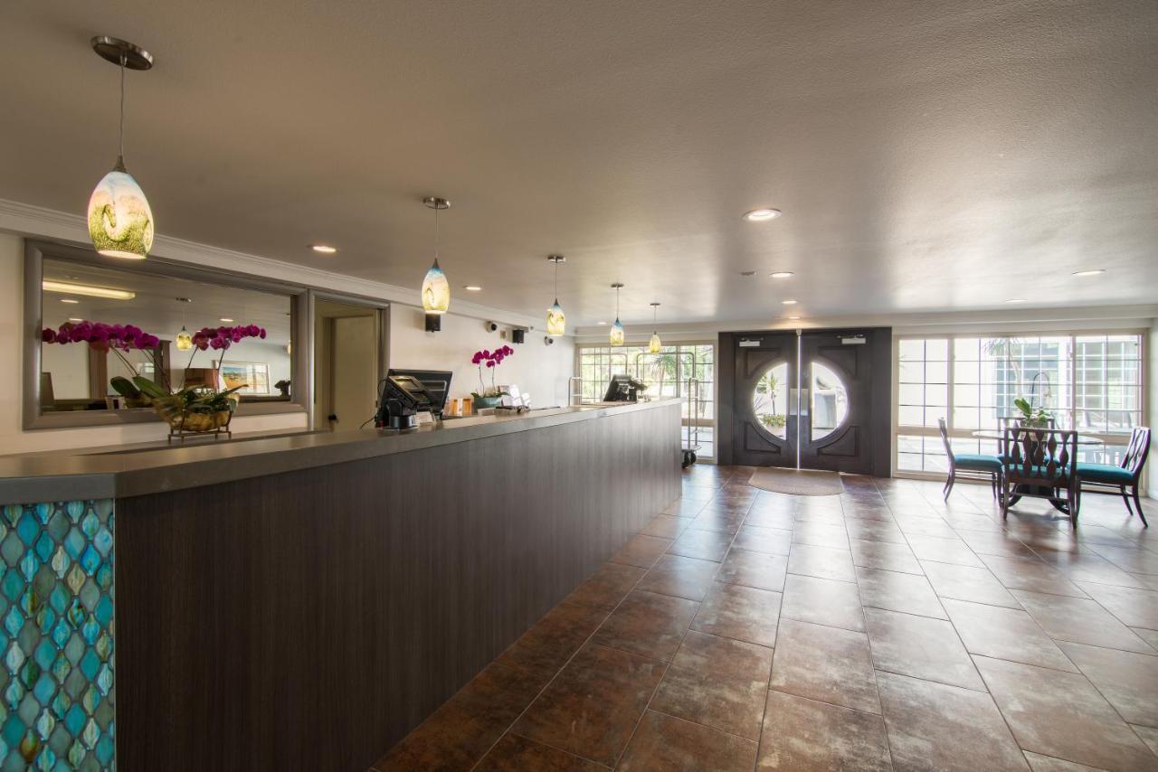 Winners Circle Resort Solana Beach Exterior photo